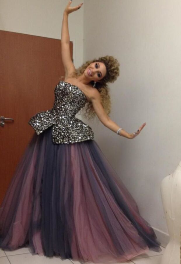 Free porn pics of Myriam Fares 5 of 24 pics