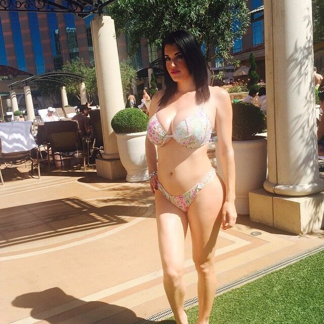 Free porn pics of @missmyajane Big tits Boobs Goddess BUSTY HOT PRINCESS 17 of 82 pics