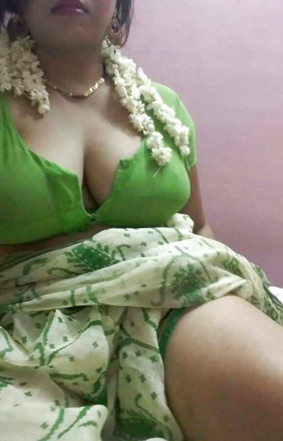 Free porn pics of Classy Andhra MILF 3 of 65 pics