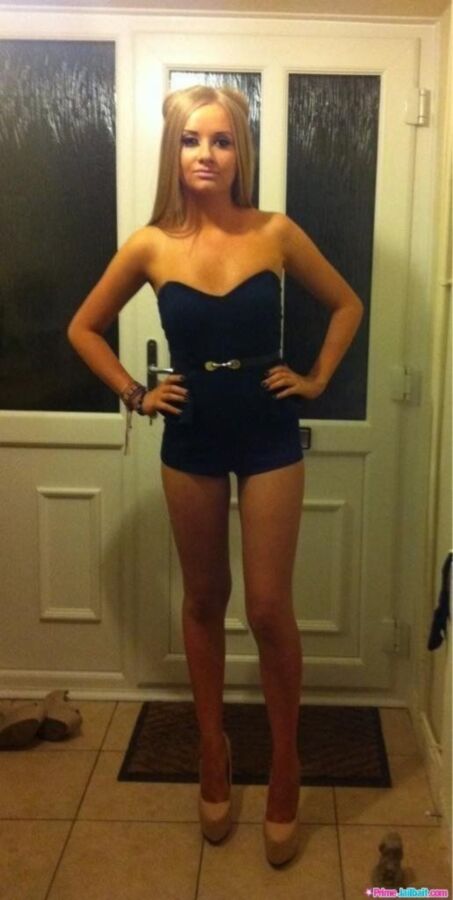 Hot slut girl Hot slut girl