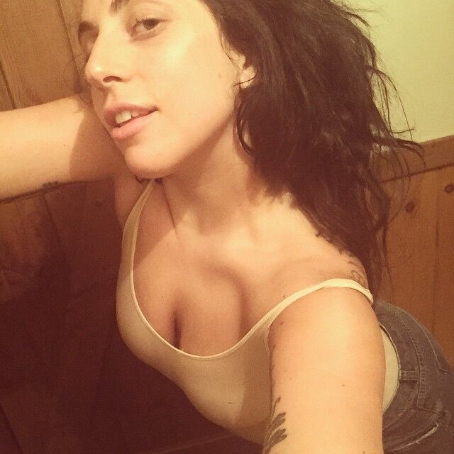 Free porn pics of Lady Gaga pics with / without makeup  9 of 25 pics