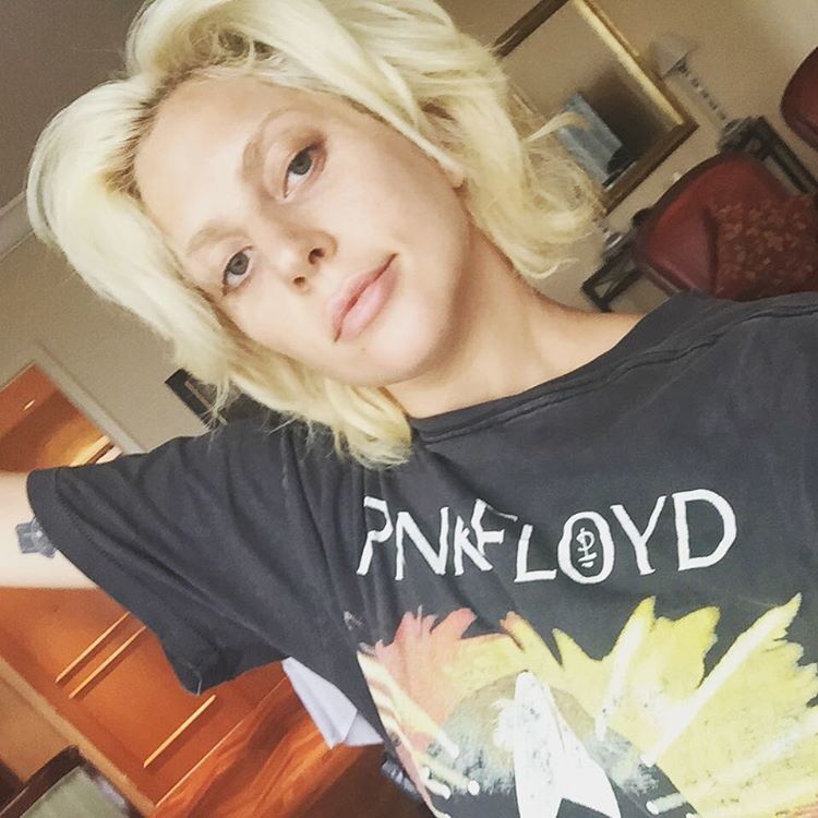 Free porn pics of Lady Gaga pics with / without makeup  8 of 25 pics