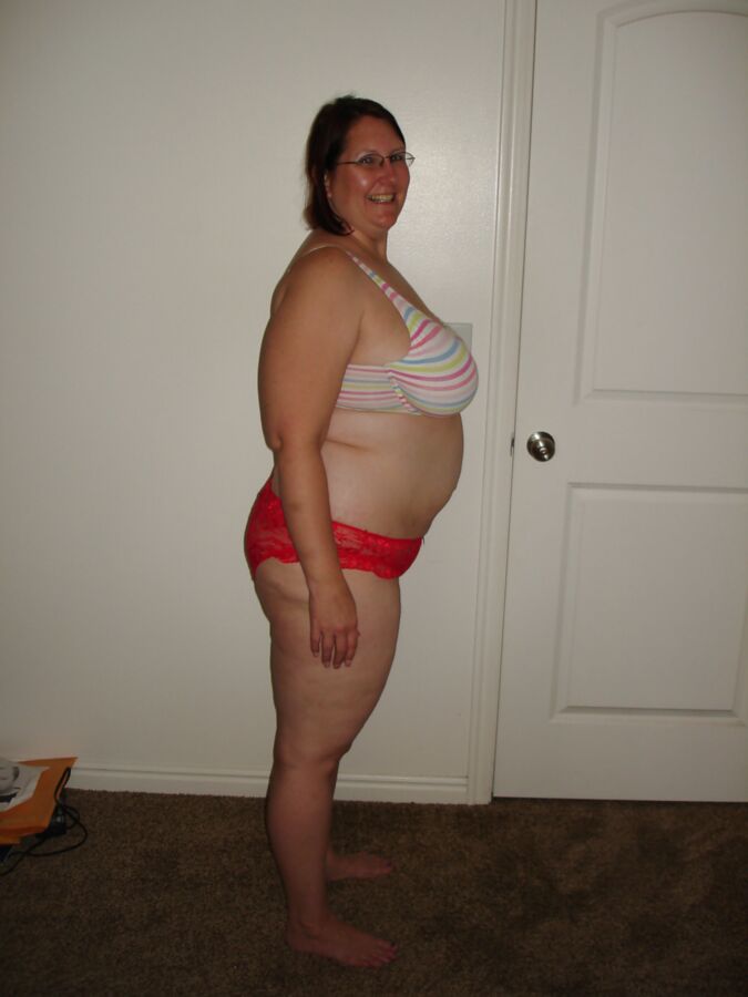 Free porn pics of Auntie Jackie was Happy Posing in The New Panties I Bought Her 11 of 76 pics