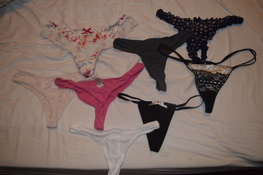 Free porn pics of girlfriends panties, thong collection... Chose one! 1 of 3 pics
