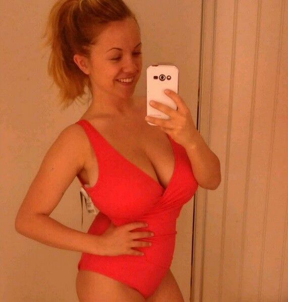 Free porn pics of @kate_ballas Big tits boobs Goddess RANDOM WANK-FILE 1 of 18 pics