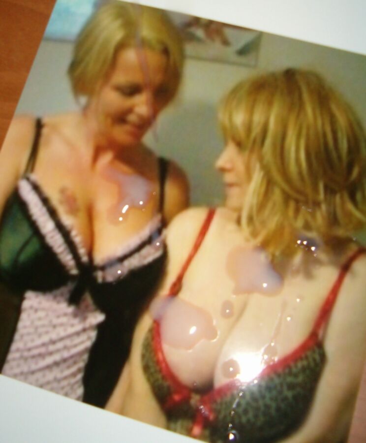 Free porn pics of Jane and her mate XD 3 of 15 pics