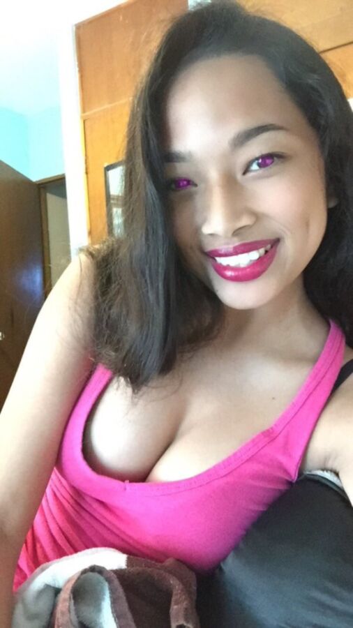 Free porn pics of Sexy Asian/Polynesian Mixed High School Girl Cleavage and Tittie 12 of 32 pics
