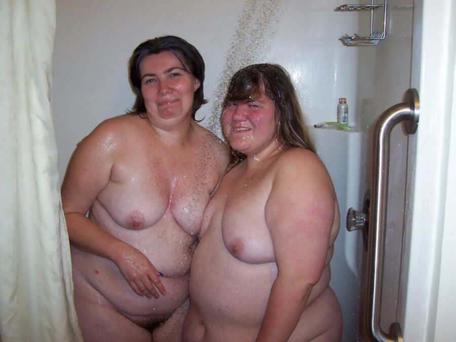 Free porn pics of BBW shower 16 of 68 pics