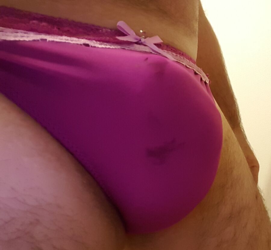 Free porn pics of ma culotte rose et mon plug - my pink panties and my plug 5 of 8 pics