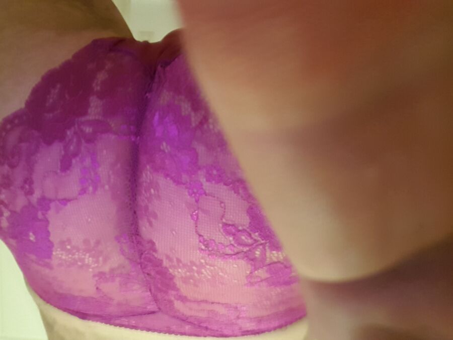 Free porn pics of ma culotte rose et mon plug - my pink panties and my plug 4 of 8 pics