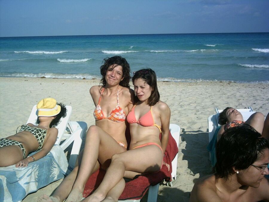Free porn pics of Paula and friends holidays in Cuba 2 of 26 pics
