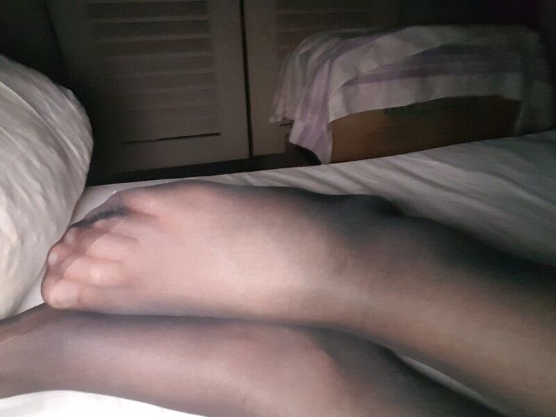Free porn pics of Teen slut A. Sleeping feet candid voyeur 8 of 37 pics