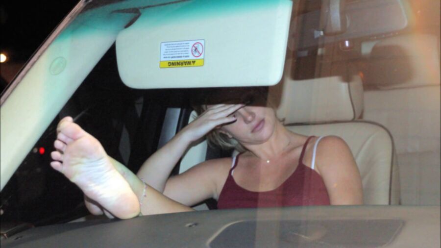 Free porn pics of britney spears car feet! 14 of 35 pics