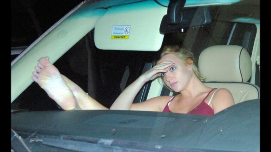 Free porn pics of britney spears car feet! 19 of 35 pics