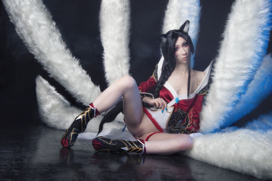 Free porn pics of [Vandych] Ahri erocosplay for vipergirls.to 20 of 70 pics