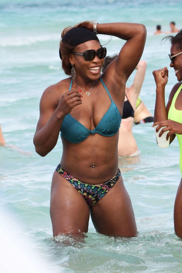 Free porn pics of Serena Williams - Amazon Queen 9 of 50 pics