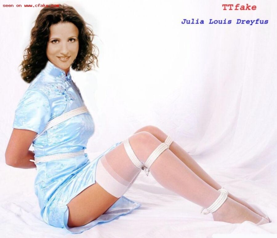 Free porn pics of Julia Louis-Dreyfus 8 of 13 pics