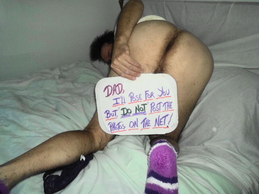 Free porn pics of a michigan male slut just being nasty 13 of 41 pics