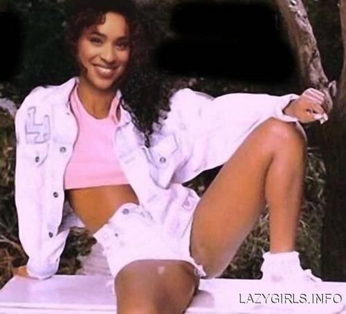 Free porn pics of Karyn Parsons 1 of 5 pics