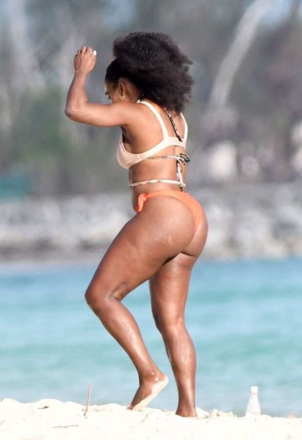 Free porn pics of Serena Williams At The Beach 22 of 44 pics