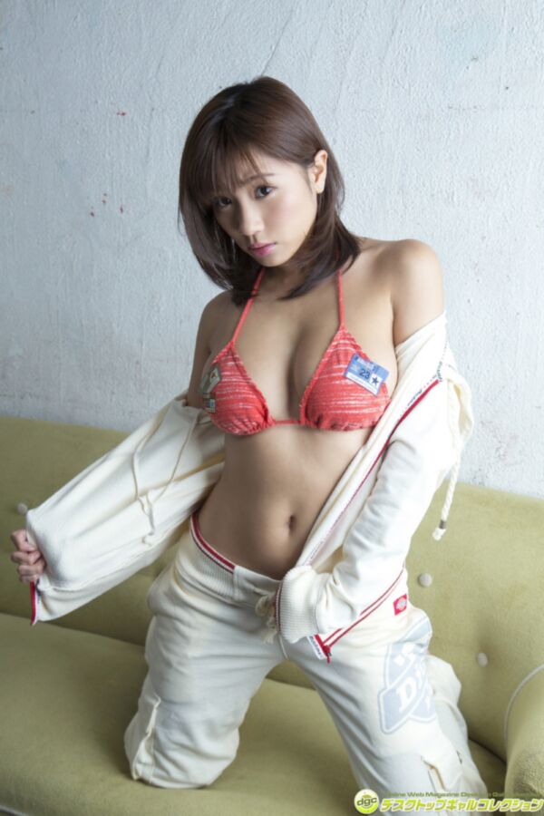Free porn pics of Bikini idol - Hazuki Aya 4 of 100 pics