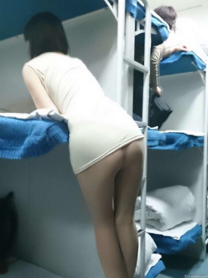 Free porn pics of Chinese wife up skirt Pantyhose exposed in train 2 of 5 pics