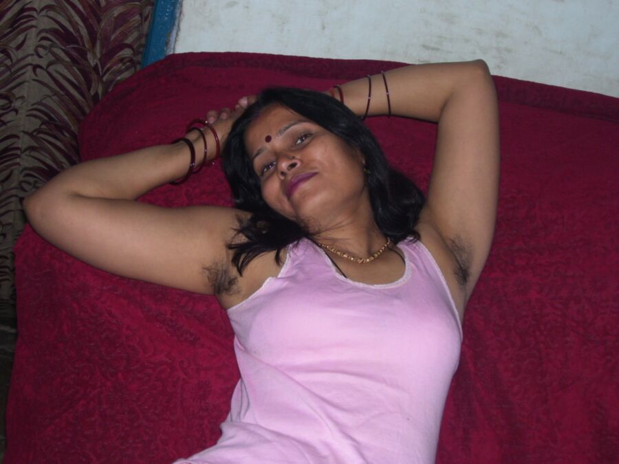 Free porn pics of Indian Armpits 9 of 11 pics