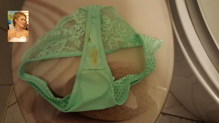 Free porn pics of Dirty panties and bra 2 of 8 pics