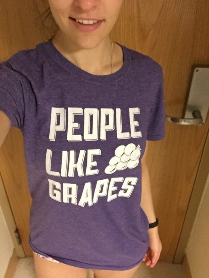 Free porn pics of People Like Grapes 1 of 3 pics