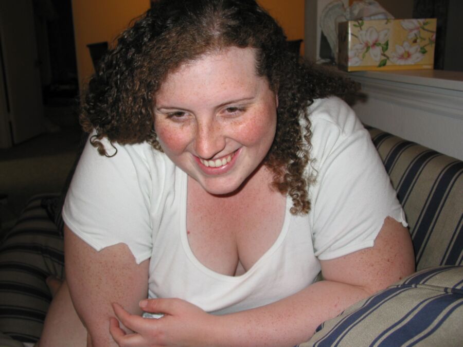 Free porn pics of Jen L - Stolen pics - Adorable chubby flashes tits 3 of 16 pics