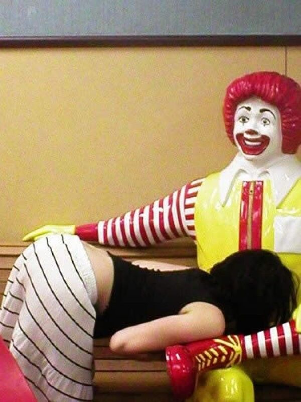 Free porn pics of Ronald Mcdonald (gets more head than I do) 18 of 29 pics