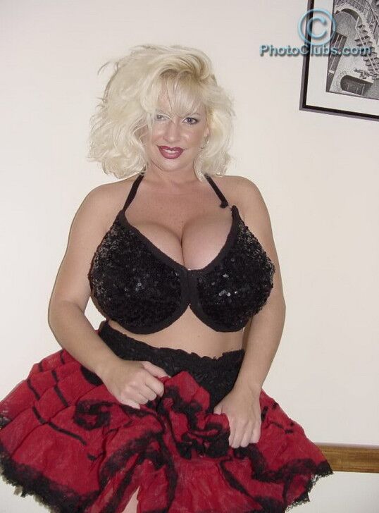Free porn pics of Sarenna Lee black bra & red skirt 2 of 51 pics