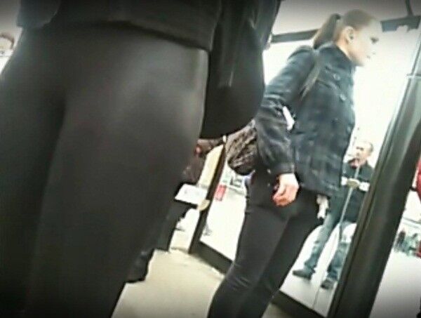 Teen girls taking a shower White moms interracial black men