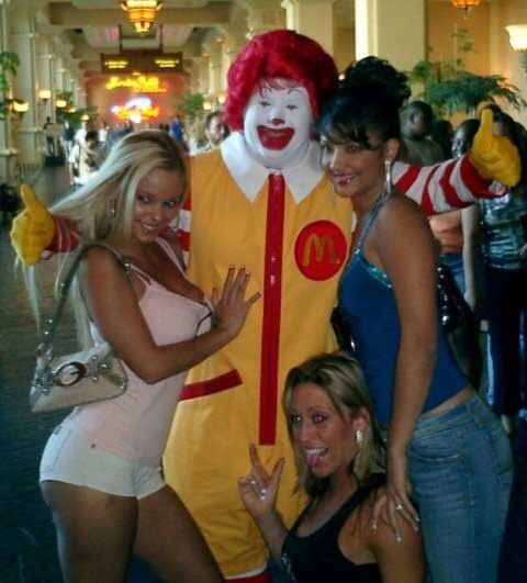 Free porn pics of Ronald Mcdonald (gets more head than I do) 4 of 29 pics