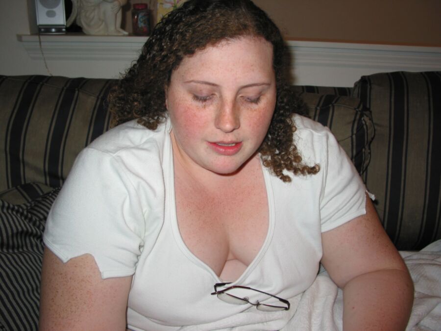 Free porn pics of Jen L - Stolen pics - Adorable chubby flashes tits 9 of 16 pics