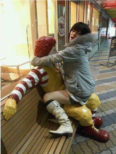 Free porn pics of Ronald Mcdonald (gets more head than I do) 11 of 29 pics