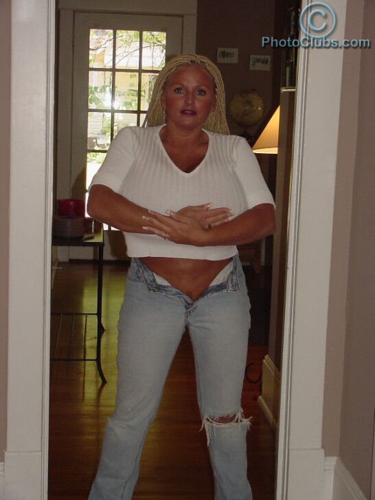 Free porn pics of BB Gunns white top & jeans 18 of 50 pics