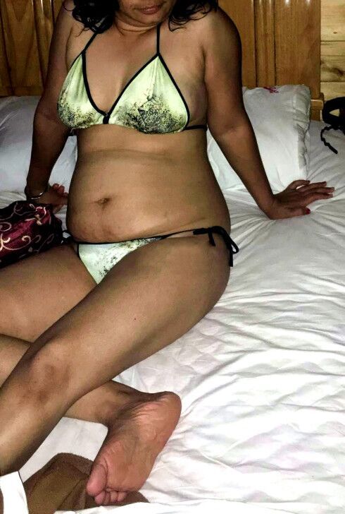 Free porn pics of Indian Hotties - Priyanka 14 of 127 pics