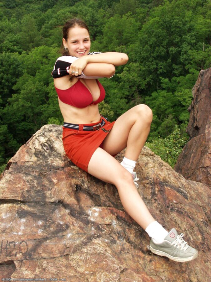 Free porn pics of Sporty girl after climbing 21 of 151 pics