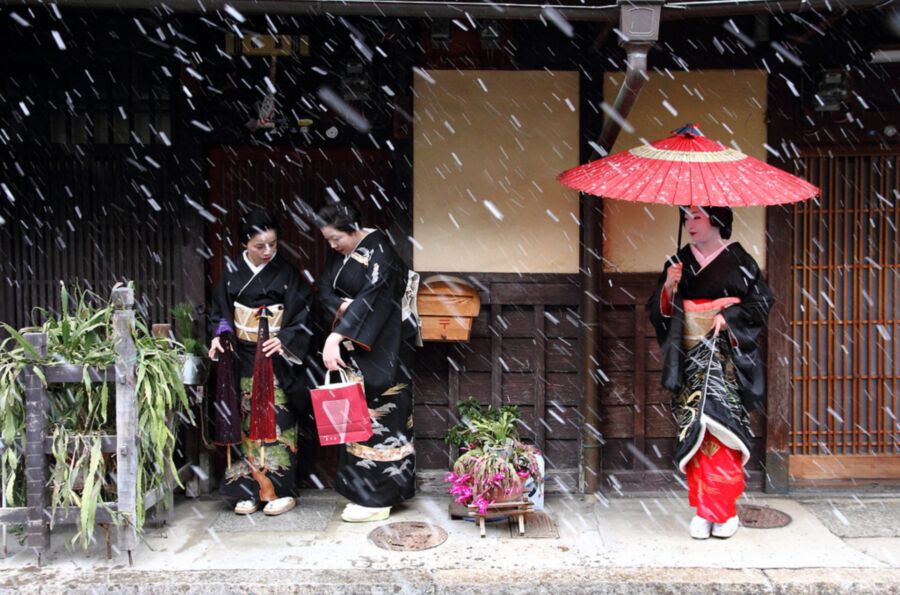 Free porn pics of okobo - maiko geisha aprentice wooden sandals from japan 22 of 103 pics