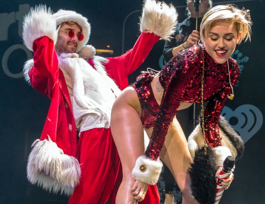 Free porn pics of Miley Christmas 19 of 24 pics