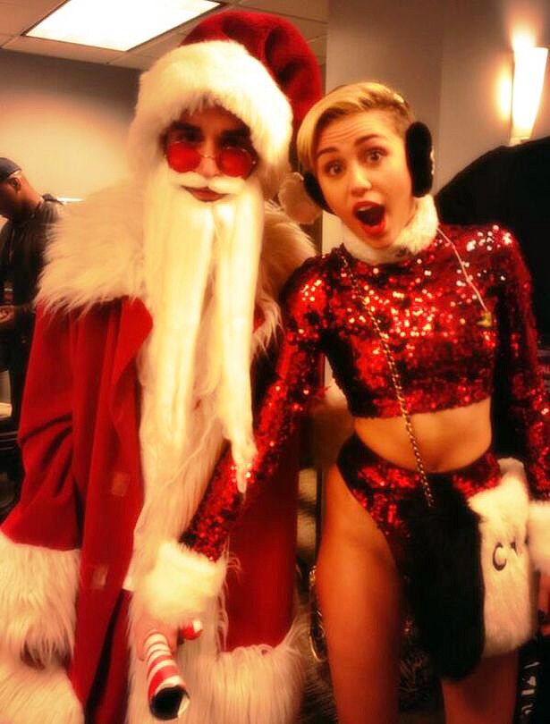 Free porn pics of Miley Christmas 24 of 24 pics