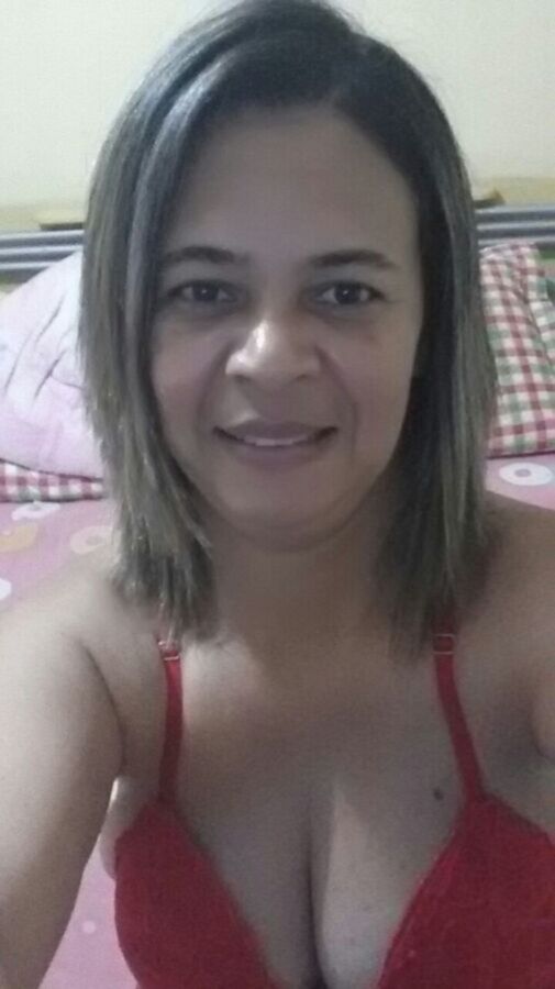 Free porn pics of Brazilian Mature Selfies 23 of 64 pics