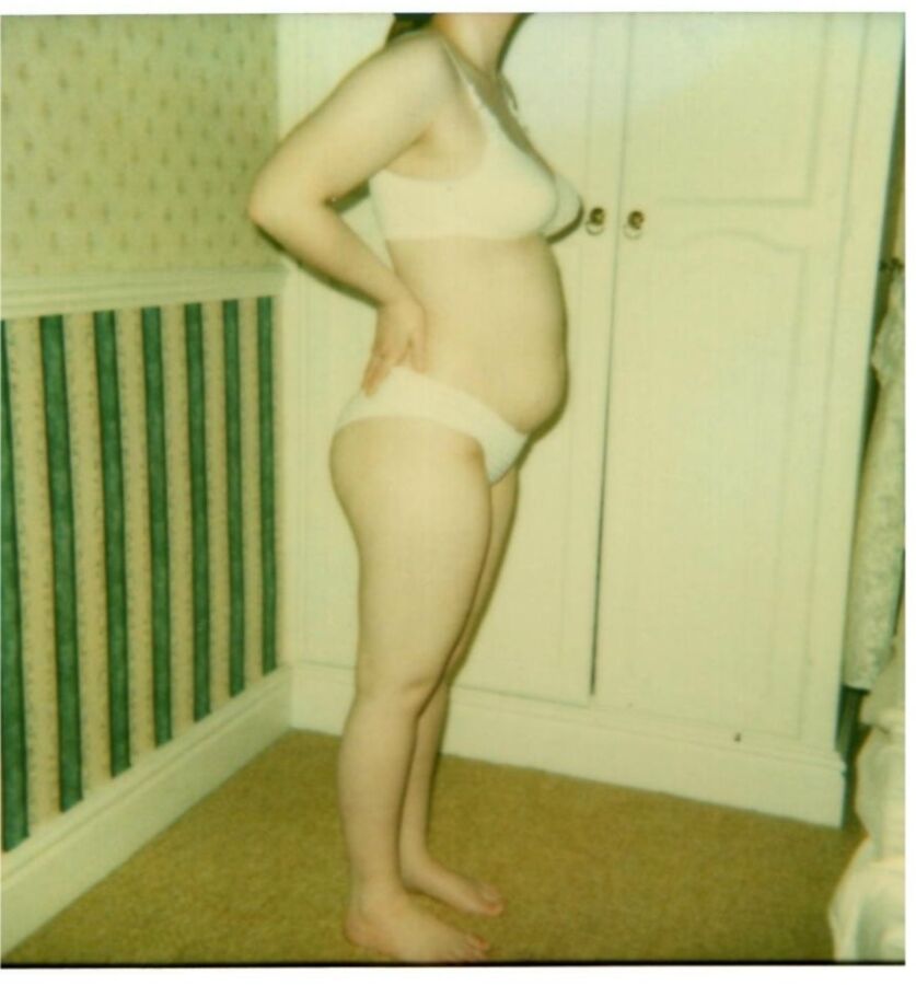 Free porn pics of Littlebaps hairy UK amateur pregnant slut 16 of 24 pics