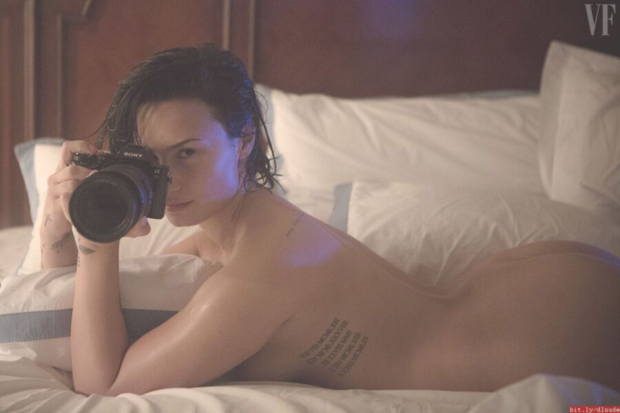 Free porn pics of Demi Lovato - Topless, Upskirt flashing Tits, Ass, Pussy 7 of 55 pics