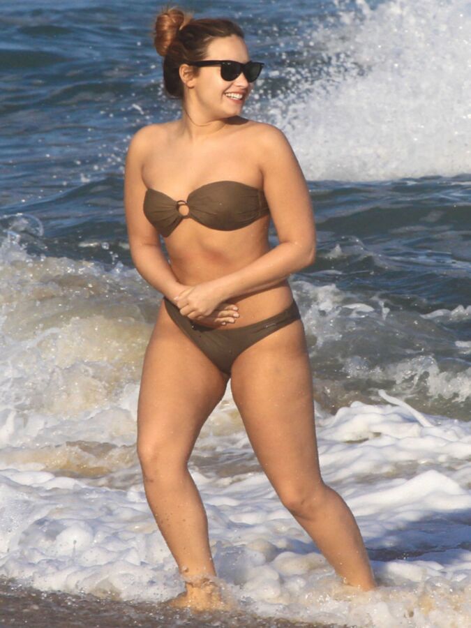 Free porn pics of Demi Lovato - Curvy, Sexy Celeb Flashing Cleavage, Tits, Ass 6 of 551 pics