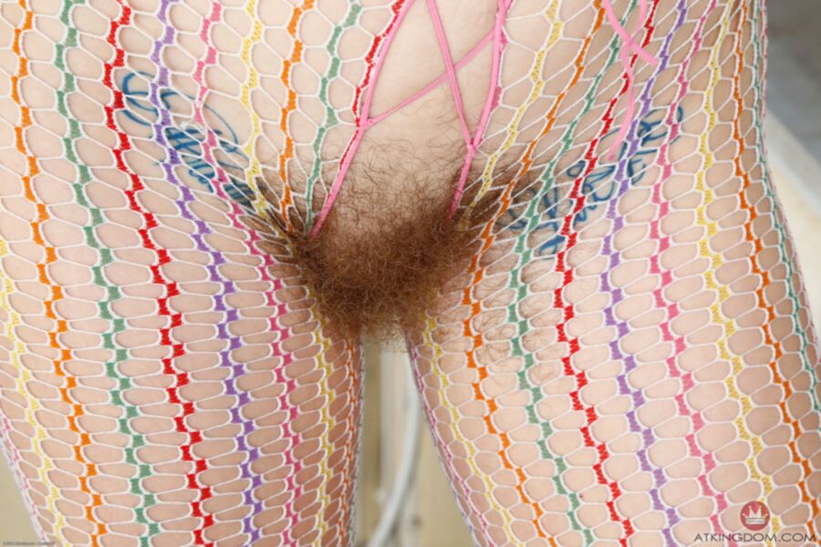 Free porn pics of hairy muff 23 of 82 pics
