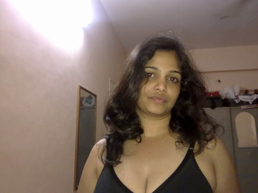 Free porn pics of Indian Wives 24 of 92 pics