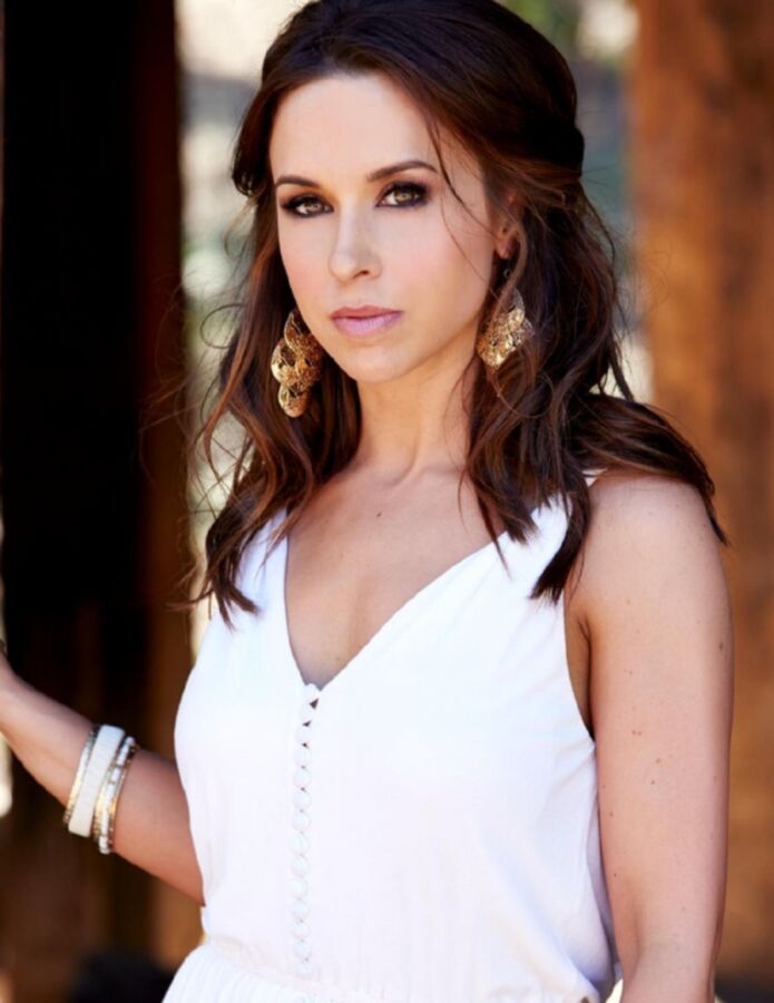 Free porn pics of Lacey Chabert so good looking it hurts 19 of 48 pics