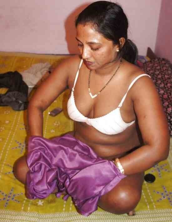 Free porn pics of INDIAN AUNTYS 11 of 33 pics